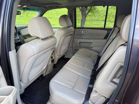 Used 2012 Honda Pilot Touring image 14