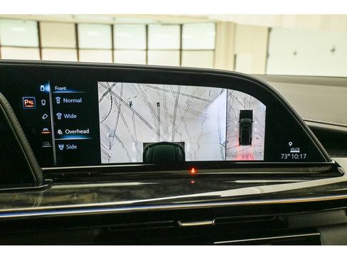 Used 2024 Cadillac Escalade Premium Luxury AWD/4WD image 67