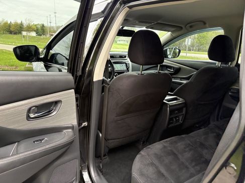 Used 2018 Nissan Murano SV AWD/4WD image 25