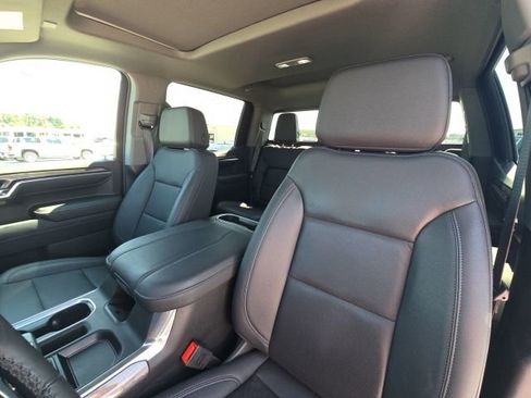 Used 2024 Chevrolet Silverado 1500 LTZ w/ LTZ Premium Package image 21