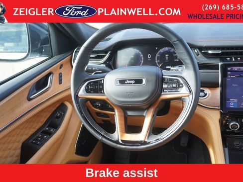 Used 2025 Jeep Grand Cherokee L Summit image 16