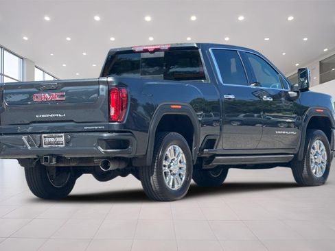 Used 2022 GMC Sierra 2500 Denali w/ Denali Ultimate Package AWD/4WD image 4