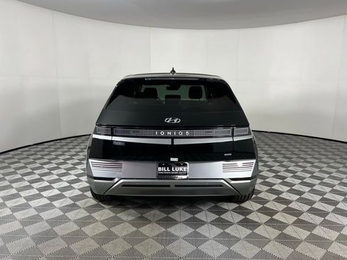 Used 2024 Hyundai Ioniq 5 Limited image 7