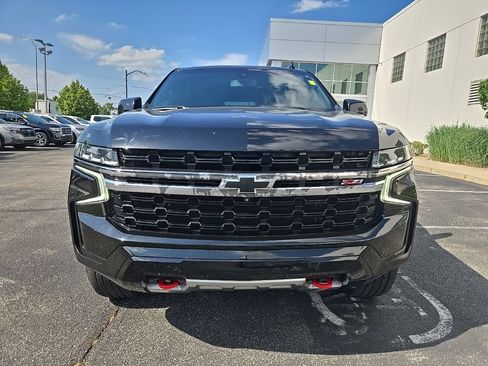 Used 2022 Chevrolet Tahoe Z71 w/ Z71 Off-Road Package AWD/4WD image 18