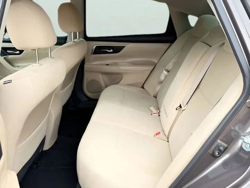 Used 2015 Nissan Altima 2.5 S w/ Special Edition Package FWD image 17