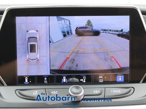 Used 2021 Chevrolet Blazer Premier w/ Driver Confidence II Package AWD/4WD image 17