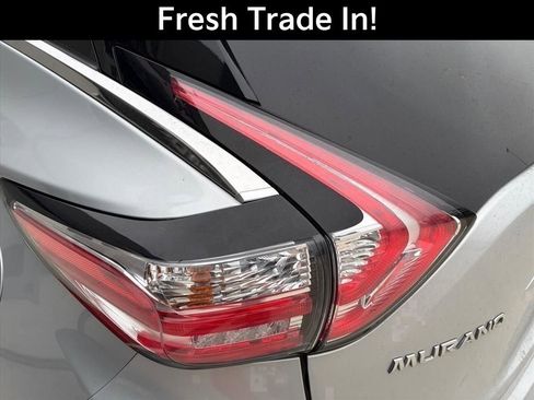 Used 2015 Nissan Murano S w/ Navigation Package AWD/4WD image 10