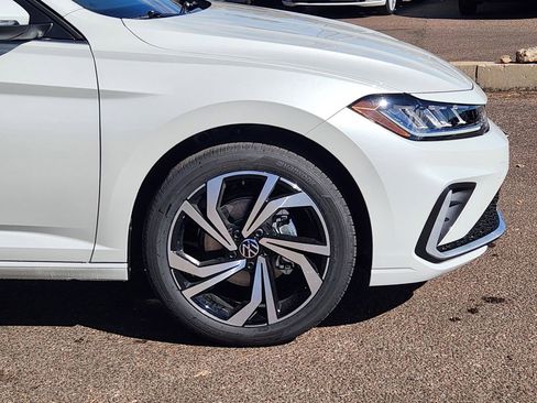 New 2026 Volkswagen Jetta SEL image 28