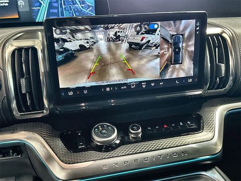 New 2026 Ford Expedition Platinum w/ Stealth Appearance Package image 20