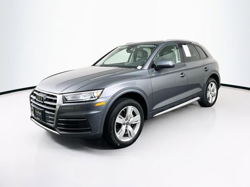 Used 2018 Audi Q5 2.0T Premium w/ Convenience Package image 3