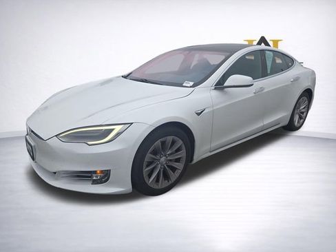 Used 2020 Tesla Model S Long Range AWD/4WD image 3