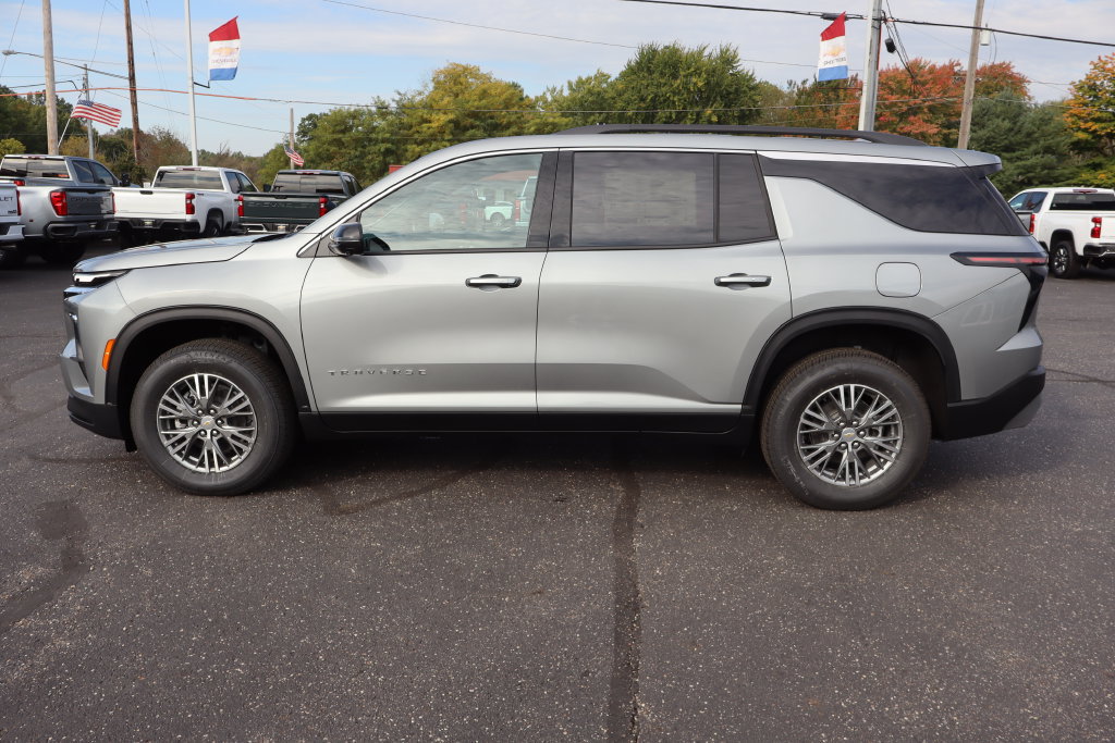 New 2027 Chevrolet Traverse LT w/ Driver Confidence Package AWD/4WD image 27