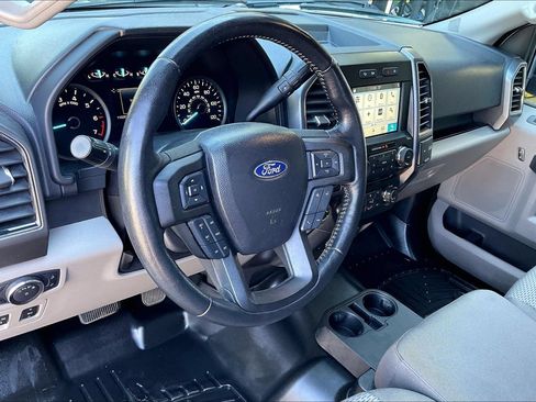 Used 2018 Ford F150 XLT w/ Equipment Group 302A Luxury AWD/4WD image 15