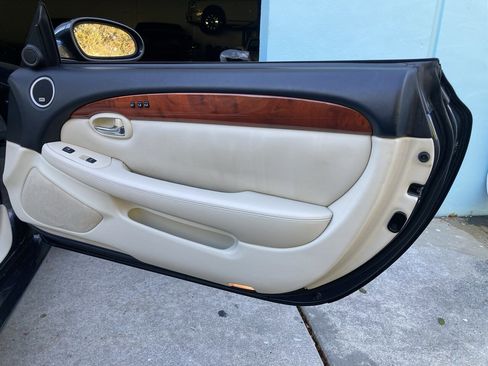 Used 2008 Lexus SC 430 Convertible image 32