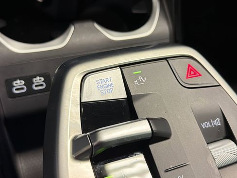 Certified 2025 BMW X2 xDrive28i image 18