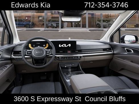 New 2026 Kia Carnival LX FWD image 16