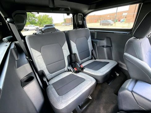 Used 2023 Ford Bronco Big Bend w/ Sasquatch Package AWD/4WD image 25