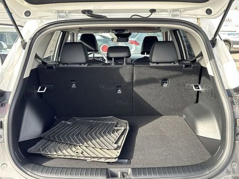 Used 2024 Kia Seltos S image 11