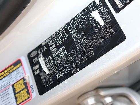 Used 2019 Kia Niro LX image 27