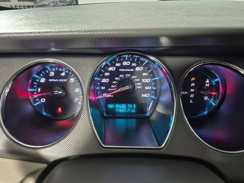 Used 2011 Ford Taurus SE FWD image 12