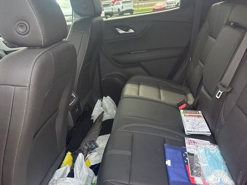 Used 2023 Chevrolet Blazer LT image 4