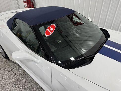 Used 2014 Chevrolet Corvette Stingray Convertible image 8