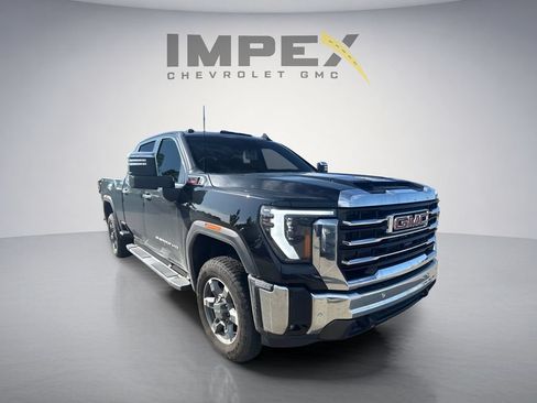 Used 2026 GMC Sierra 2500 SLT w/ SLT Premium Package AWD/4WD image 8