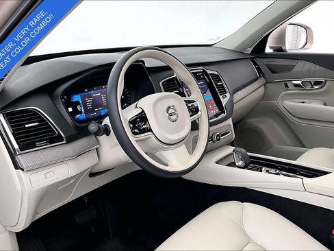 Used 2025 Volvo XC90 B6 Plus w/ Protection Package Premier AWD/4WD image 16
