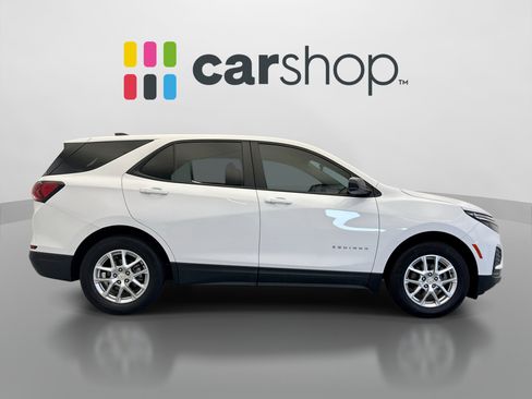 Used 2023 Chevrolet Equinox LS w/ LS Convenience Package FWD image 6