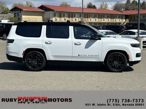 Used 2024 Jeep Grand Wagoneer Series II Obsidian w/ Quick Order Packagew 28T AWD/4WD image 8