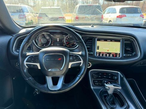 Used 2017 Dodge Challenger SXT Plus image 16