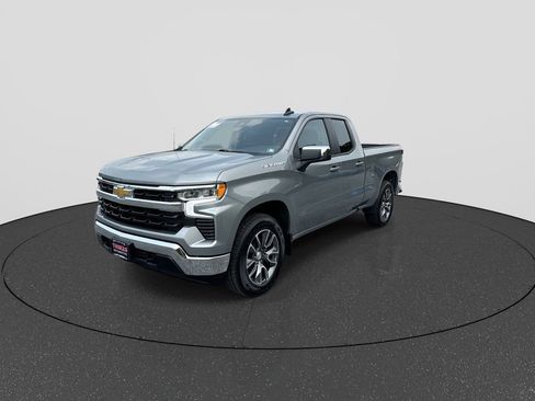 Used 2024 Chevrolet Silverado 1500 LT AWD/4WD image 4