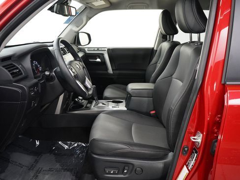 Used 2024 Toyota 4Runner SR5 Premium image 19