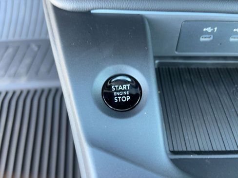New 2026 Nissan Sentra SR w/ Floor Mat Package FWD image 25