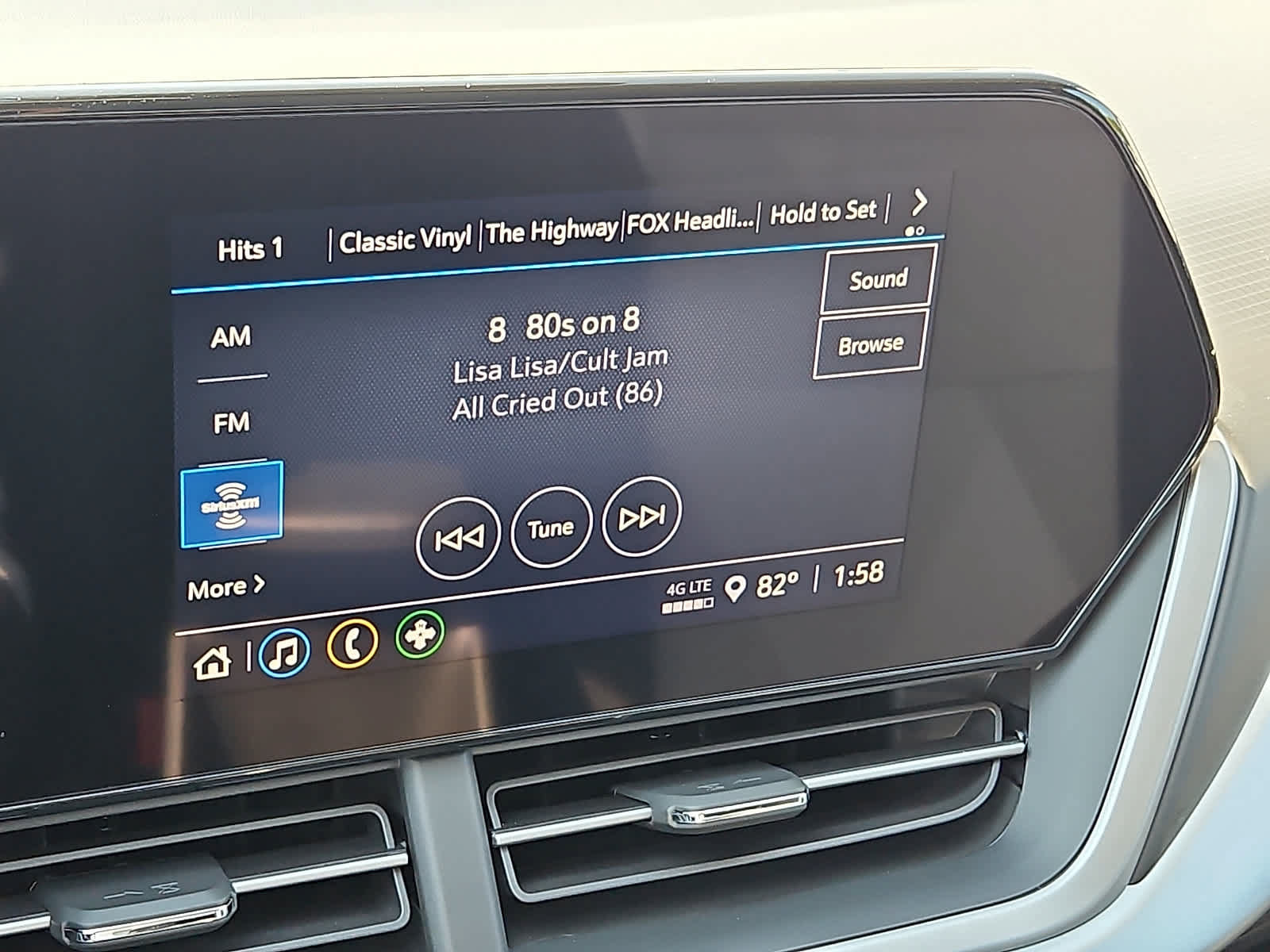 New 2026 Chevrolet Trax LS w/ LS Convenience Package FWD image 13
