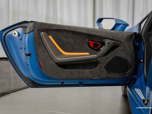 Used 2023 Lamborghini Huracan Tecnica image 28