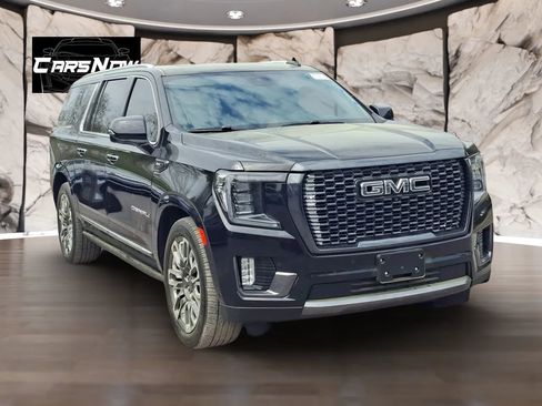 Used 2023 GMC Yukon XL Denali Ultimate AWD/4WD image 1