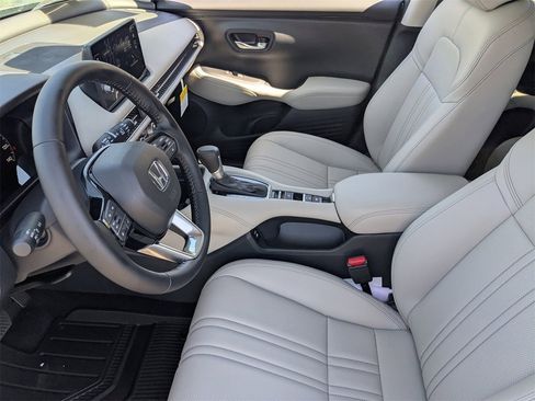 New 2026 Honda HR-V EX-L image 13