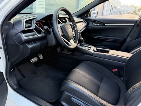 Used 2019 Honda Civic Sport image 11