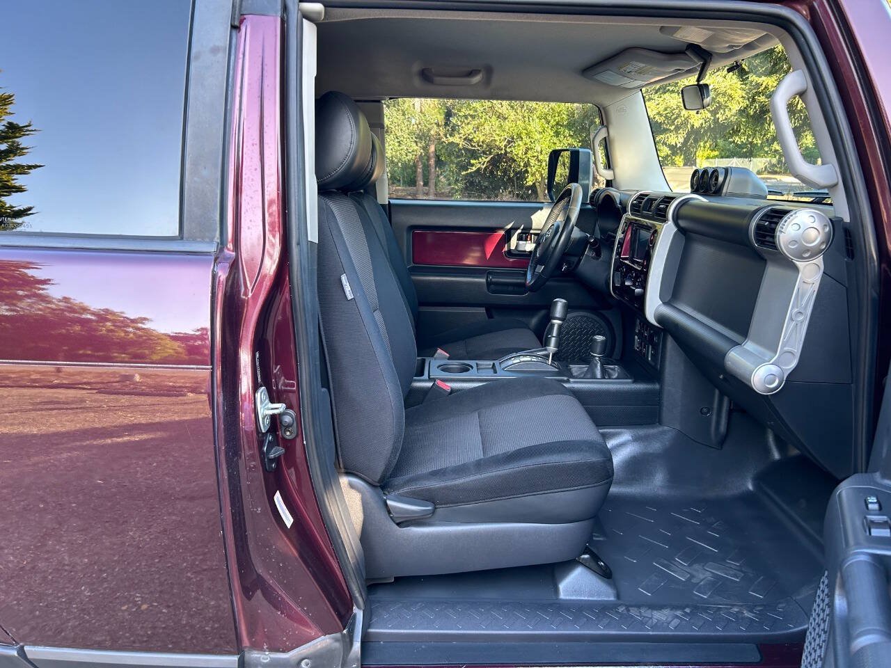 Used 2007 Toyota FJ Cruiser 4WD image 33