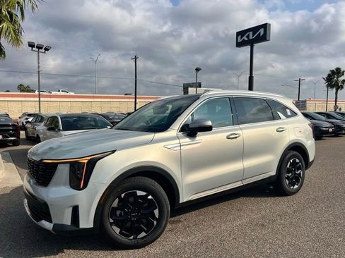 New 2026 Kia Sorento S w/ S Panoramic Sunroof Package FWD image 3