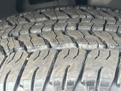 Used 2021 Jeep Grand Cherokee L Laredo w/ Luxury Tech Group I image 12