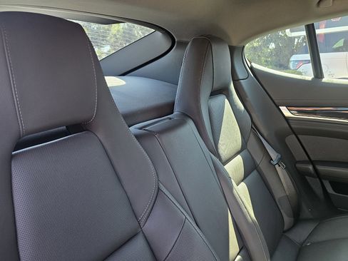 Used 2016 Porsche Panamera 4 w/ Premium Package Plus image 27