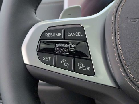 New 2026 BMW X5 xDrive50e image 23