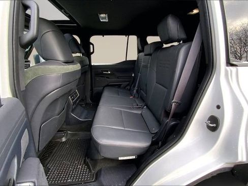 Used 2024 Lexus GX 550 550 Overtrail+ image 19