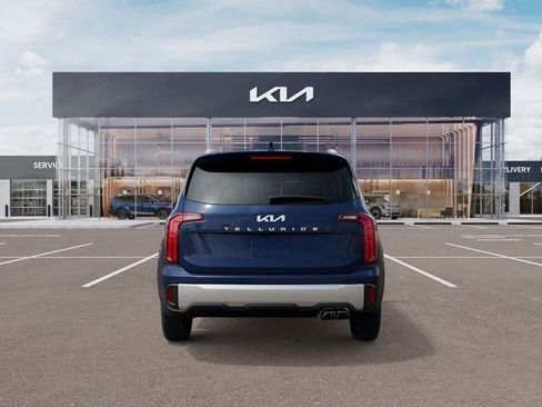 New 2025 Kia Telluride S FWD image 9
