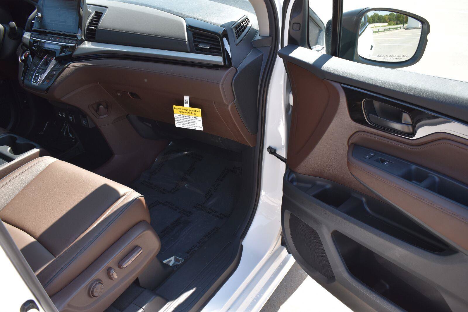 New 2026 Honda Odyssey Touring image 16