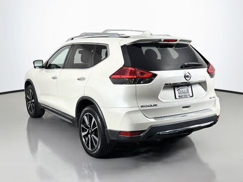 Used 2017 Nissan Rogue SL w/ SL Premium Package AWD/4WD image 5