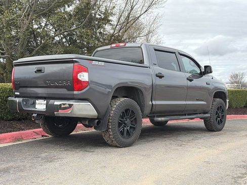 Used 2019 Toyota Tundra SR5 w/ SR5 Upgrade Package image 3
