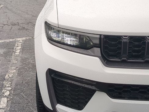 New 2026 Jeep Grand Cherokee Limited image 8